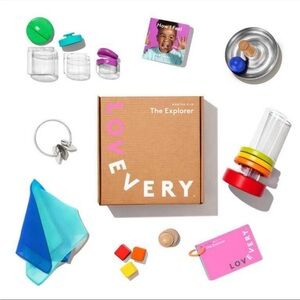 Lovevery Explorer Play Kit Ages 9-10 Months (2022 Version)